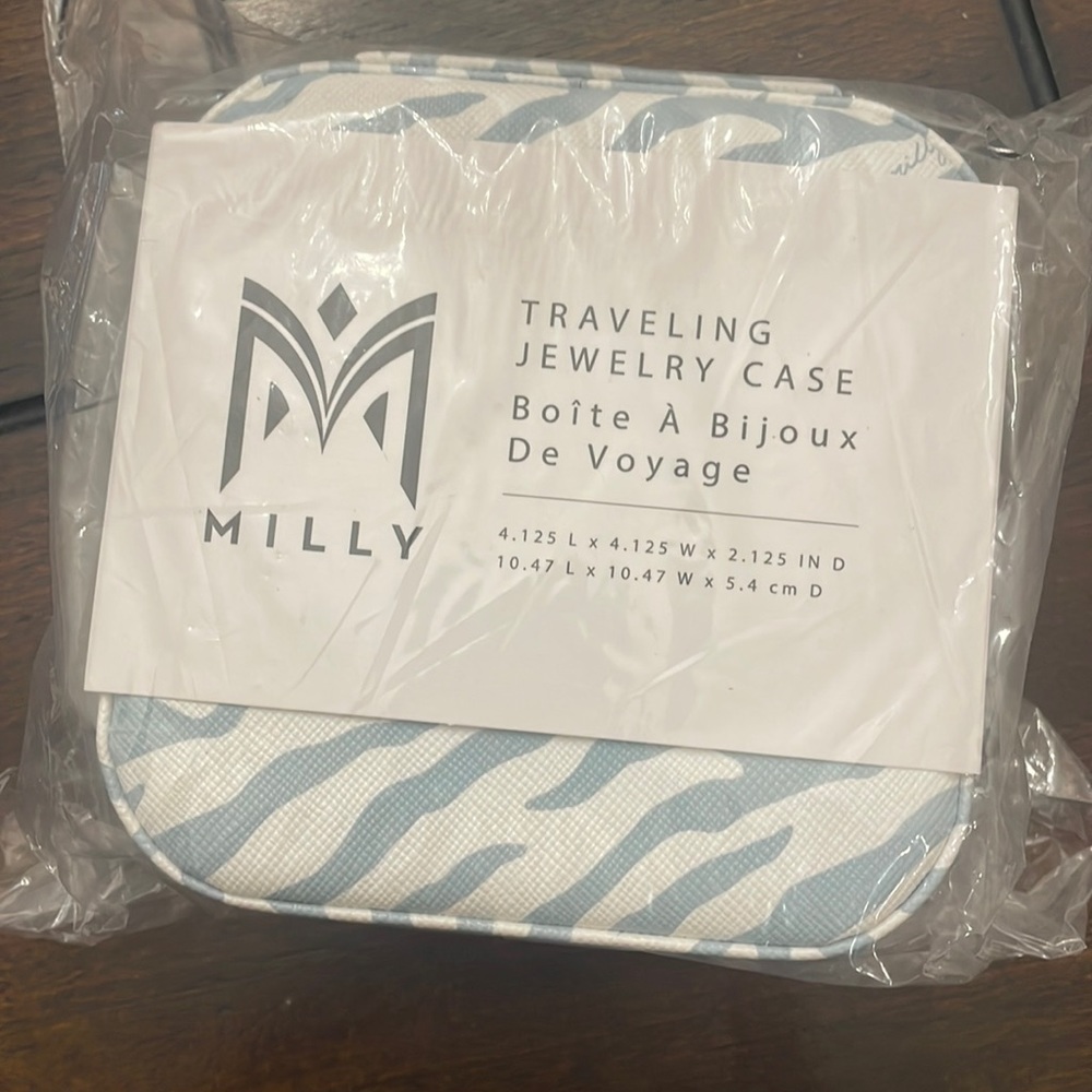 Milly traveling jewelry case